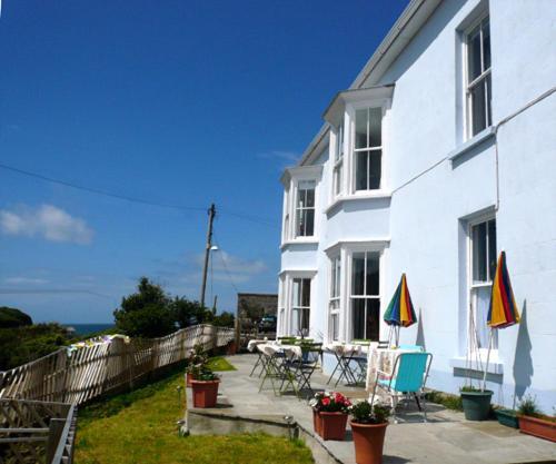Pendyffryn Manor Bed & Breakfast Little Haven Екстериор снимка